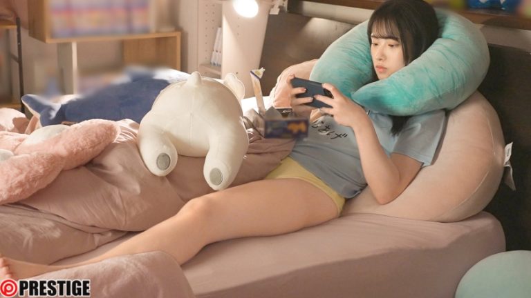 ニートな姫にもほどがある！ 無職でヲタク、性欲溜まりまくりの干物美少女がチ●ポの快感を思い出しちゃった！ 中森ななみ