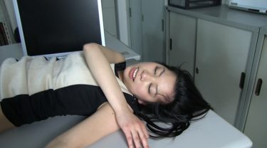 イクイク素人 女子大生スパイ ユナ 24歳